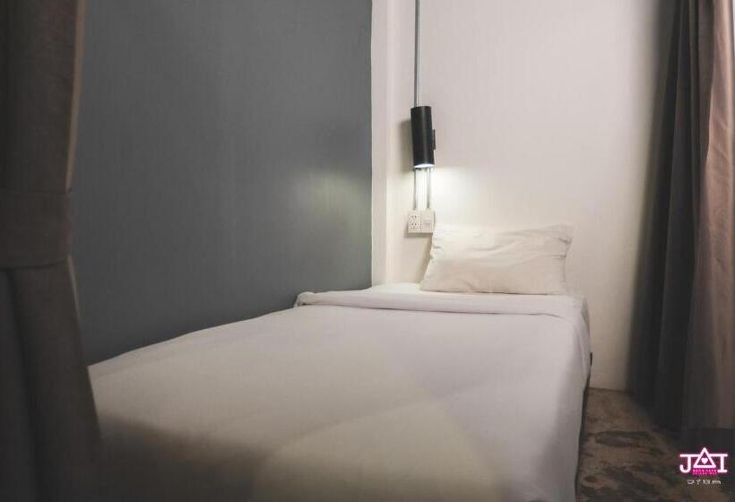 فندق Jai Bed And Cafe