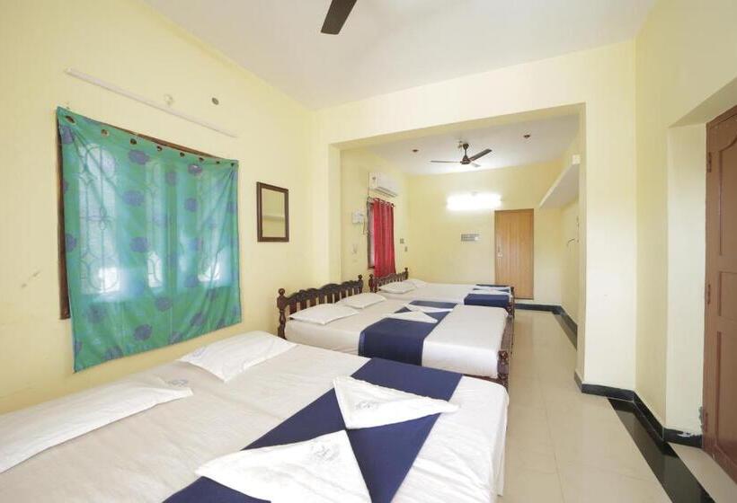فندق Karthik Residence