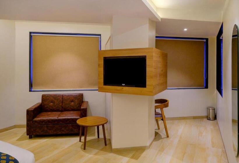 فندق Metropolis Business