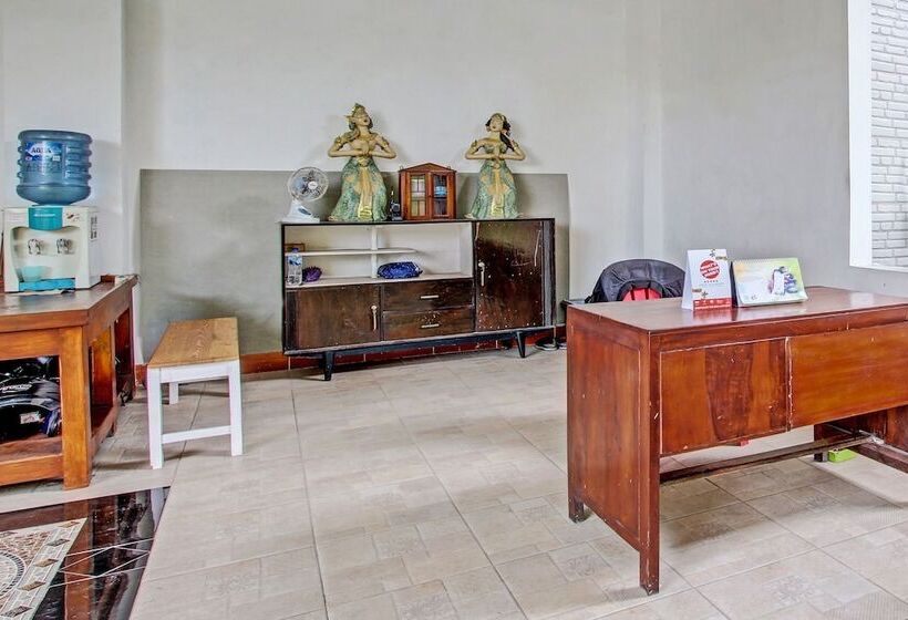 هتل Oyo 91920 Pondok Ku Inn Syariah