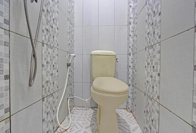 בית מלון כפרי Oyo 91960 Fariza House Syariah