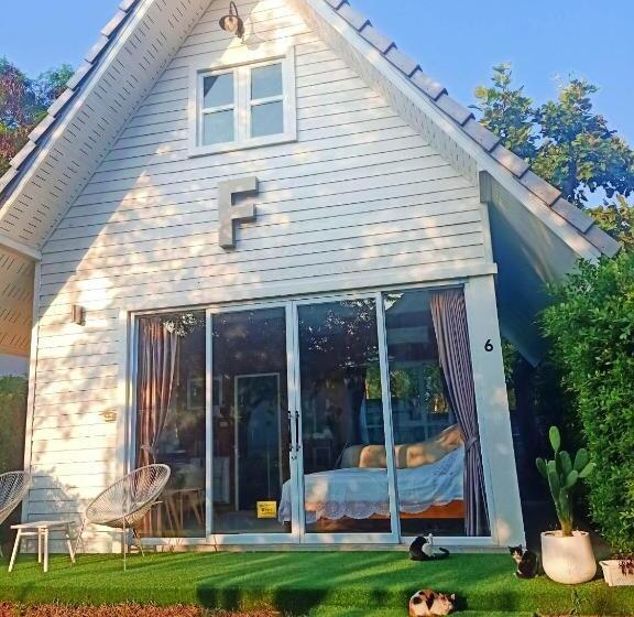هتل ภูฝ้ายวิลล่า Phufai Villa