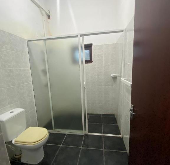 בית מלון כפרי Reef Bungalow