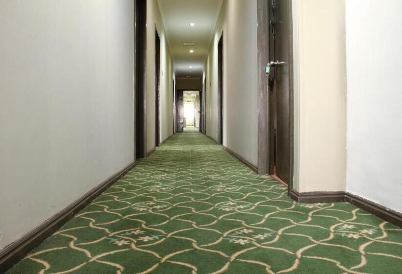 فندق Sandakan Inn