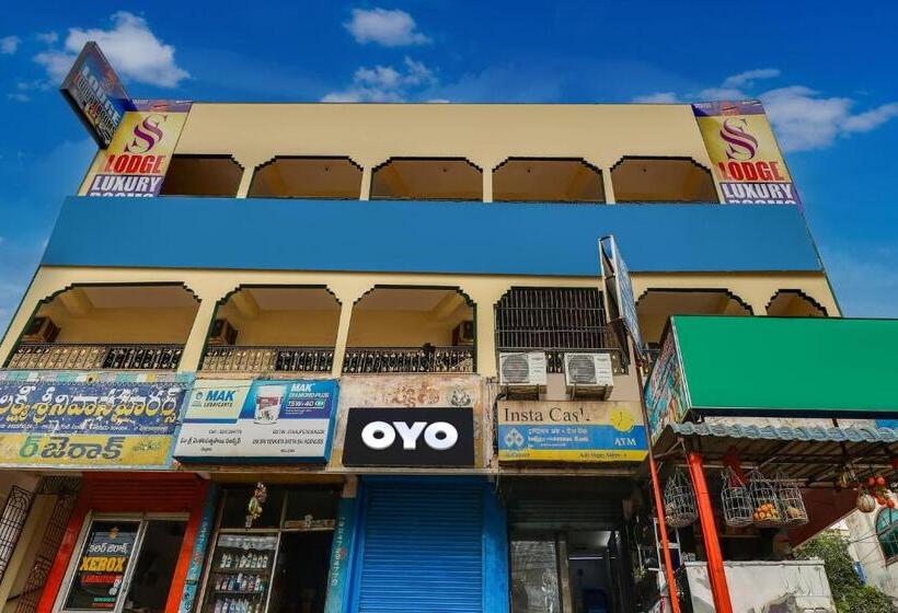 בית מלון כפרי Spot On 804726 Ss Lodge