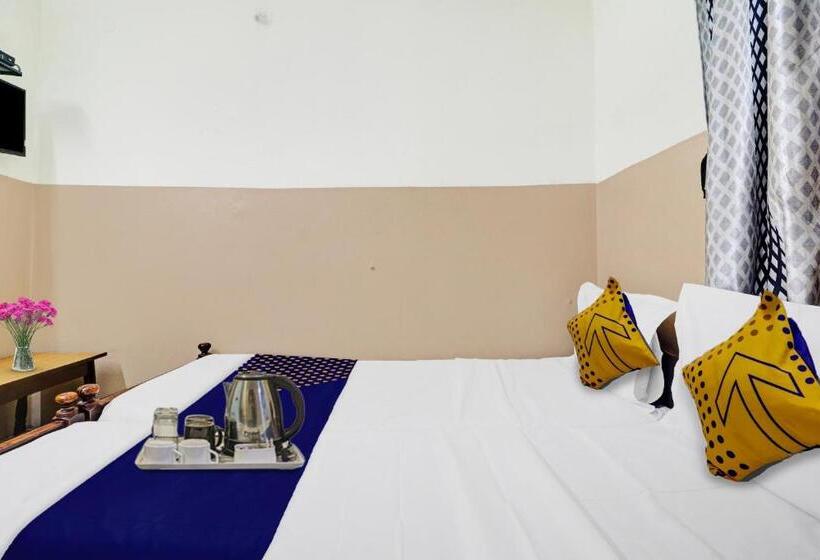 هتل Spot On Sri Sai Lohith Lodge Near Secunderabad Railway Station