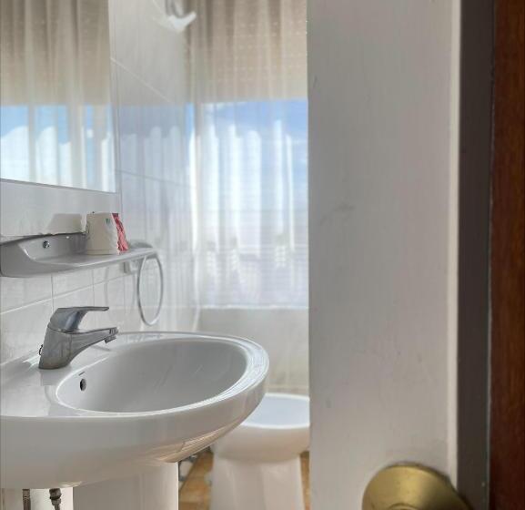 پانسیون Hostal El Botero