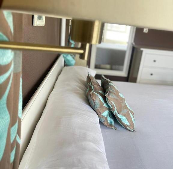 پانسیون Hostal El Botero