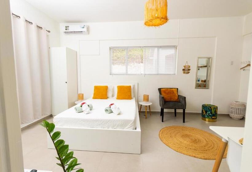 پانسیون Studio Apartment Volterra Curacao