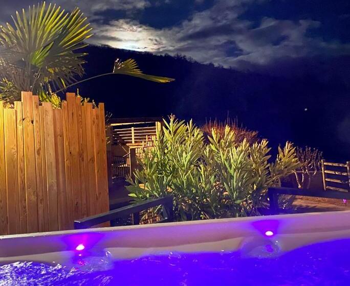 Bed and Breakfast Chambre Au Calme Avec Spa Privatif Gratuit Sud Aveyron Les Palmiers Des Causses