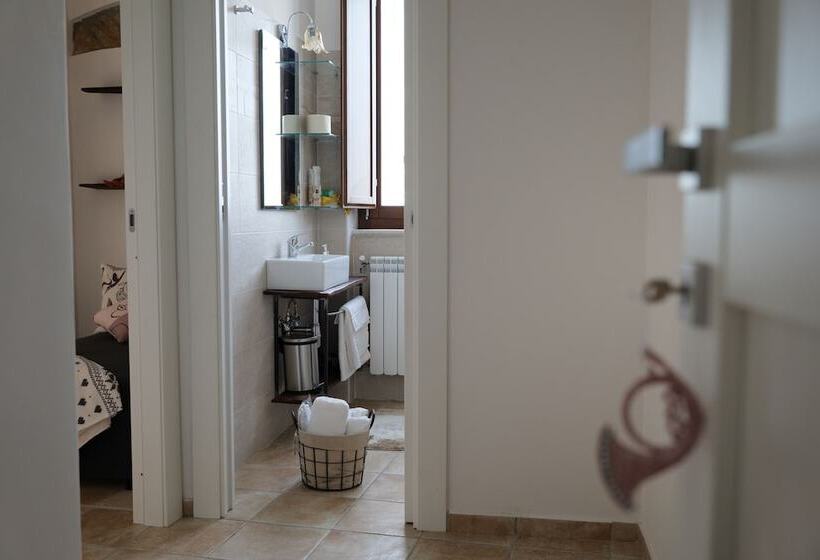 민박 La Dimora Di Euterpe