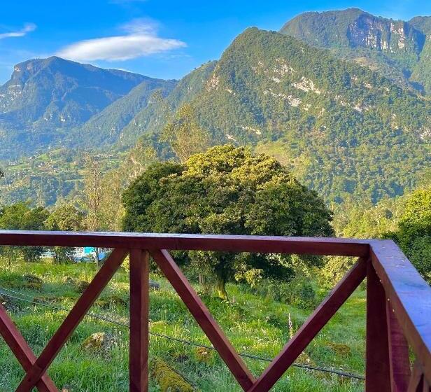 مبيت وإفطار Rincón Entre Piedras Cabaña Entre Montañas
