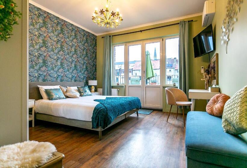 تختخواب و صبحانه The Newport Lodge   Incl 3h Wellness & Use Ebikes & Breakfast