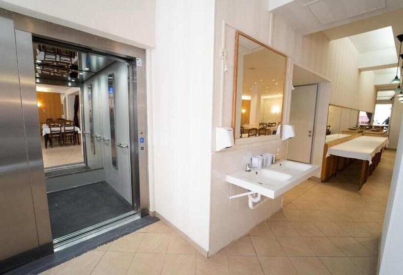 酒店 Céline Hôtel Le Miridan
