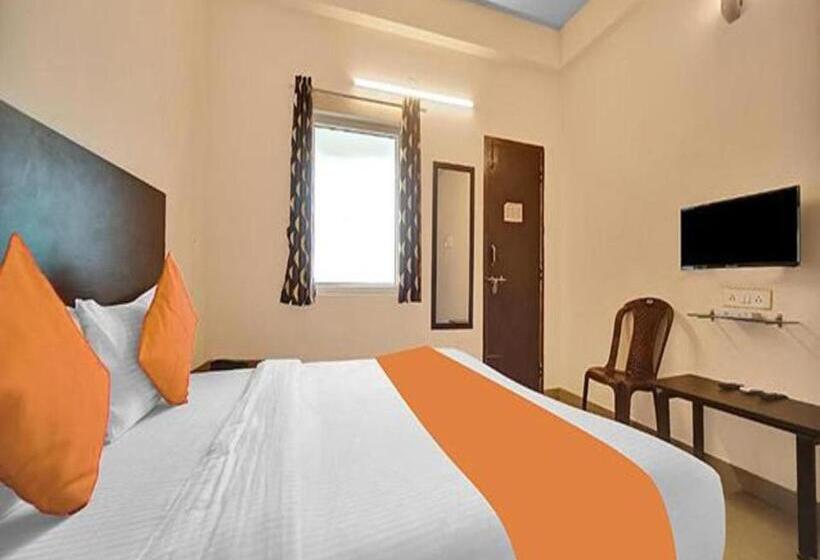 هتل Fabexpress Joel Inn   Nr St Thomas Mount Church & Grand Mall & Phoenix Marketcity Chennai