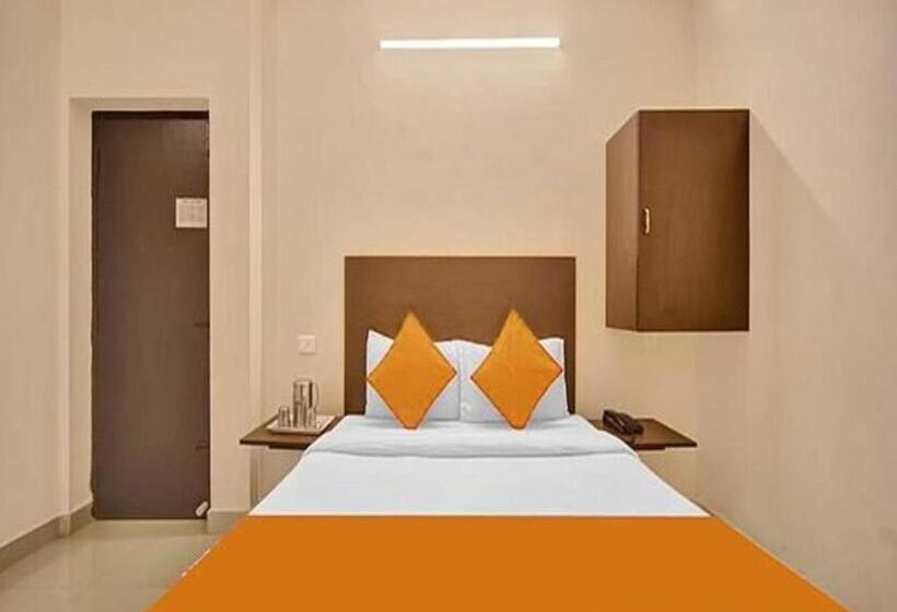 هتل Fabexpress Joel Inn   Nr St Thomas Mount Church & Grand Mall & Phoenix Marketcity Chennai