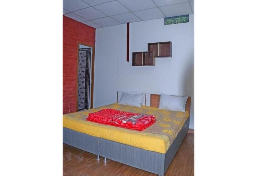 בית מלון כפרי The Jungle View Resort & Restaurant, Bhogpur