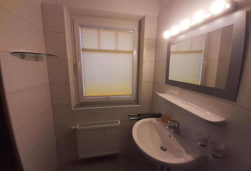 فندق Katharina Die Kleine