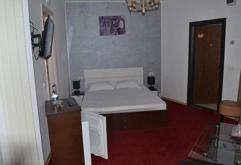 هتل Live Tulcea