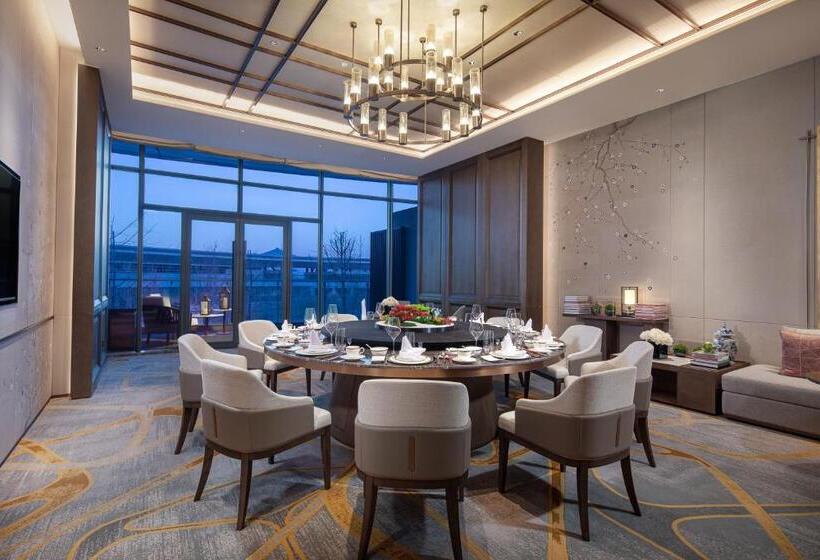هتل La Quinta By Wyndham Shanxi Xiaohe Xincheng