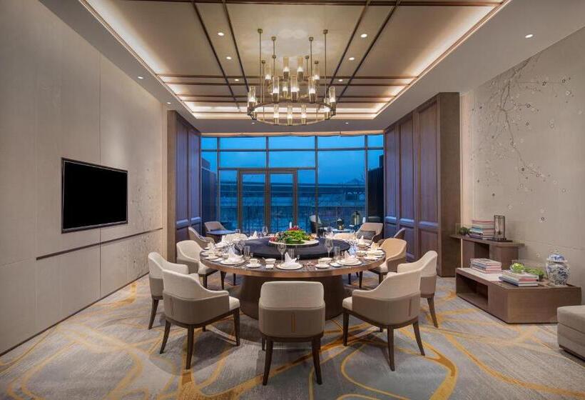 هتل La Quinta By Wyndham Shanxi Xiaohe Xincheng