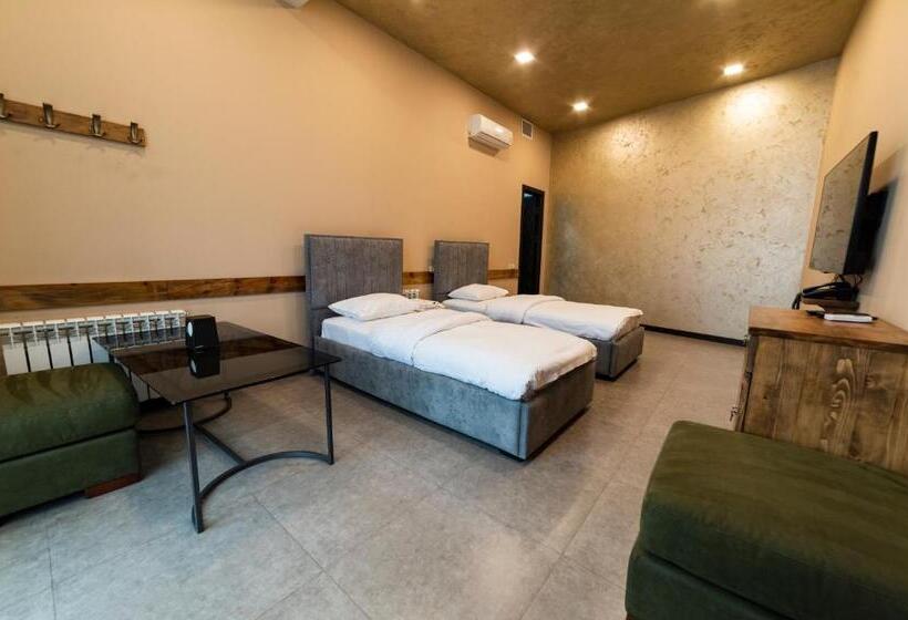 پانسیون B H Y Guesthouse In Yerevan