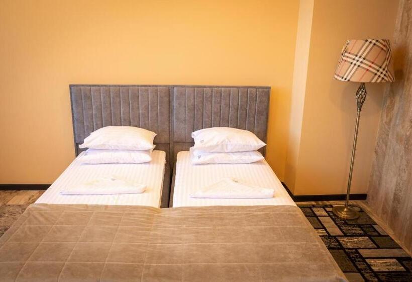 پانسیون B H Y Guesthouse In Yerevan