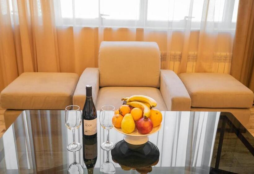 پانسیون B H Y Guesthouse In Yerevan