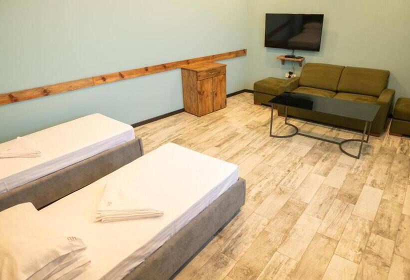 پانسیون B H Y Guesthouse In Yerevan