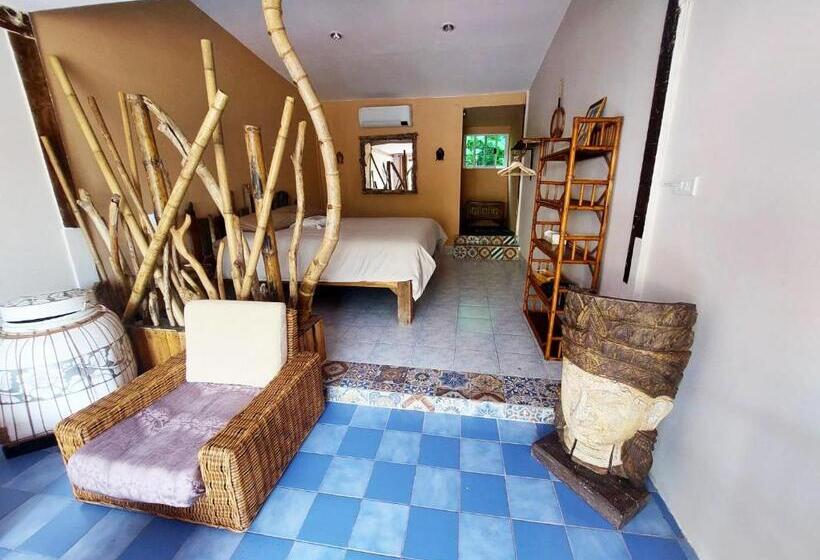 پانسیون Baan Sikhao Yanui
