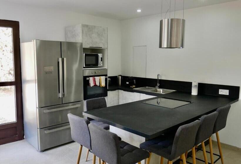 پانسیون Port Miou  Coliving  Mas Des Sous Bois