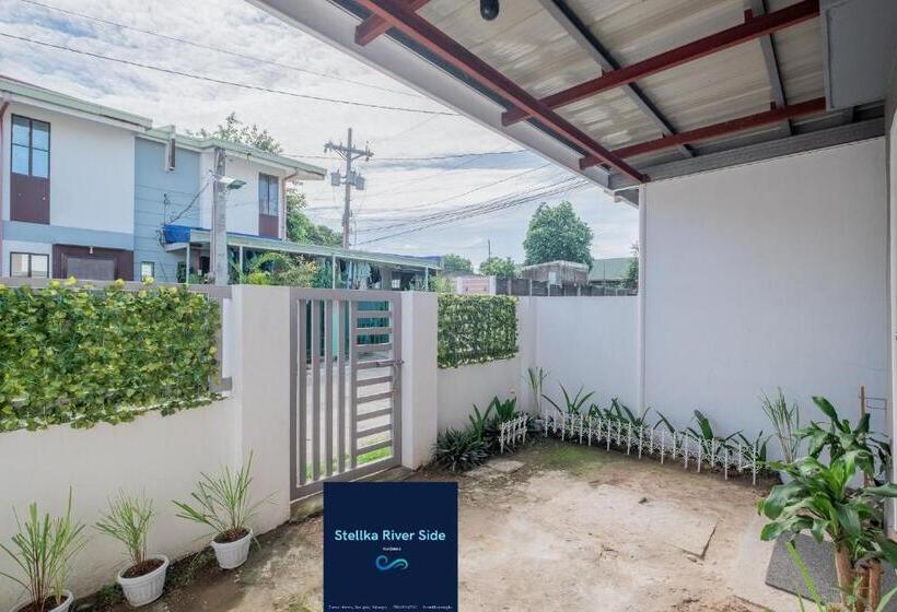 پانسیون Stellka Cheerful 2br Townhouse Near The Beach And City