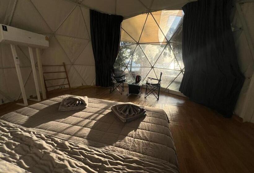 استراحتگاه Kohmak Homehug&beachclub
