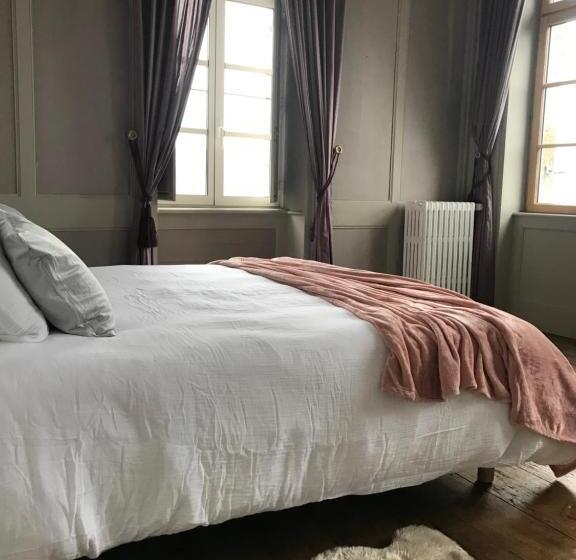 مبيت وإفطار Mercier De Montigny   Les Chambres Du Beffroi   Spa Et Massage