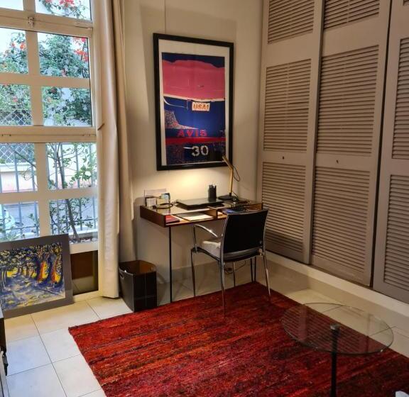 تختخواب و صبحانه Suite Indépendante Avec 1 Chambre Et 1 Bureau