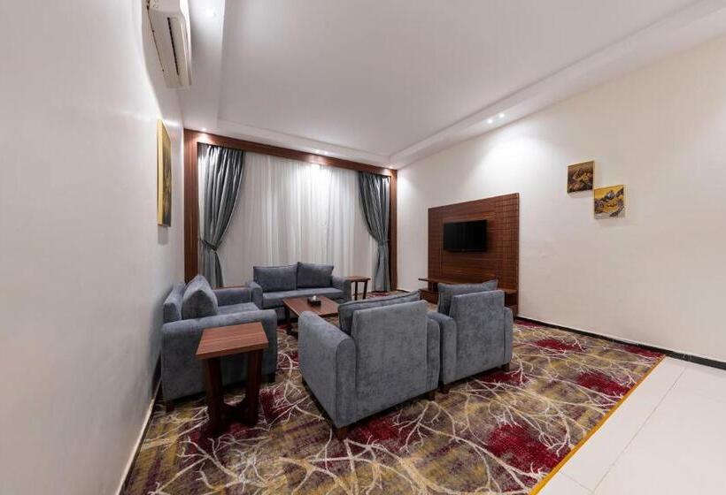 Crown Towers For Hotel Suites