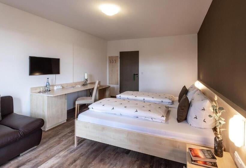 בית מלון כפרי Brauereigasthof Hofmark