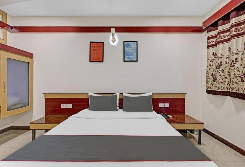 هتل Collection O Sri Sai Ram Suites