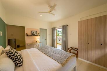 هتل Olive Calangute Niwasa By Embassy Group