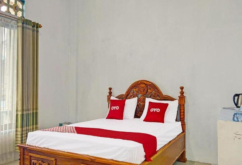 هتل Oyo 91927 Homestay Kebun