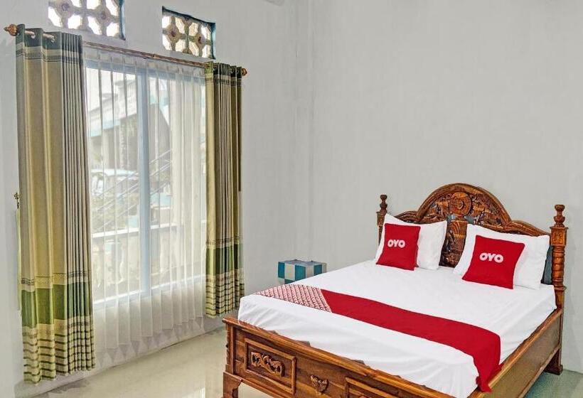 هتل Oyo 91927 Homestay Kebun
