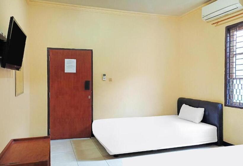 هتل Oyo 91936  Lima Dara