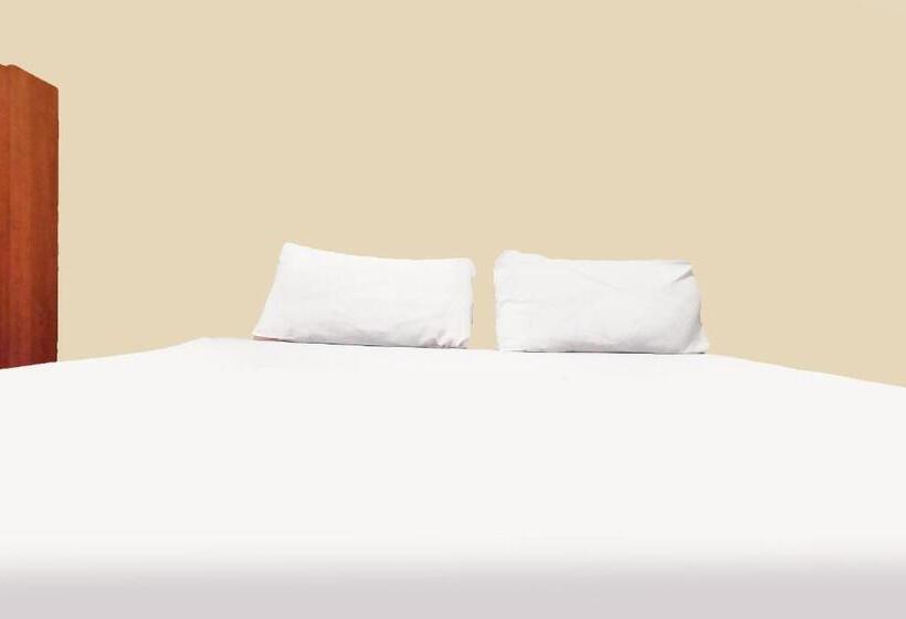 هتل Oyo 91936  Lima Dara