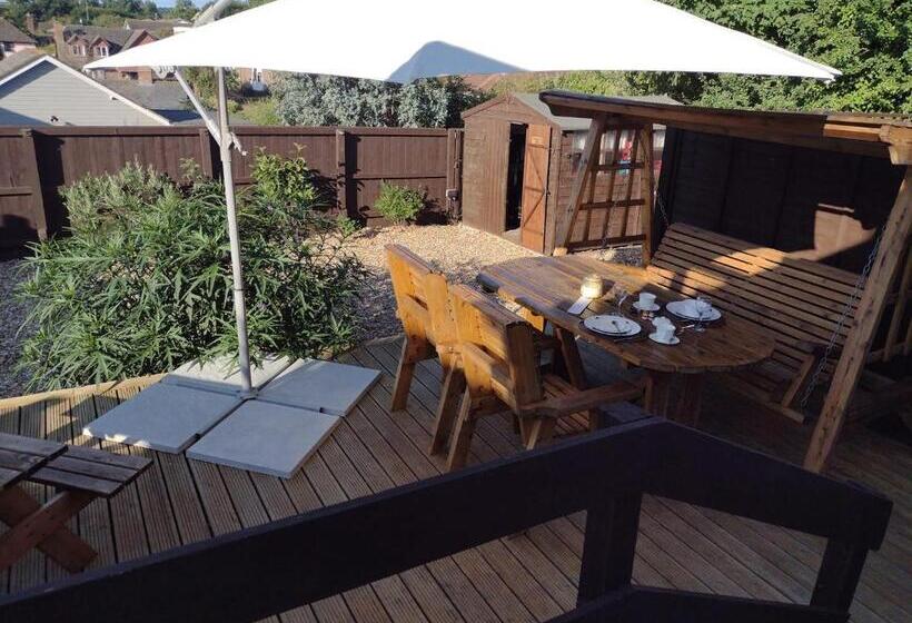 Little Bassett Bed & Breakfast