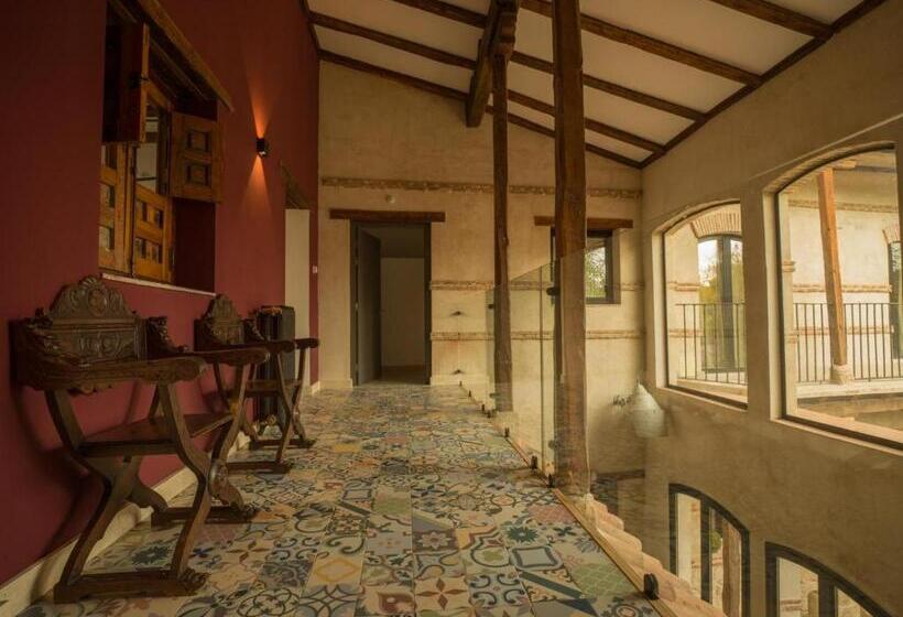 پانسیون Casa De Los Mendoza   Casa Solariega En El Casco Histórico