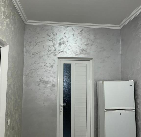 پانسیون Roman S Guest House In Garni