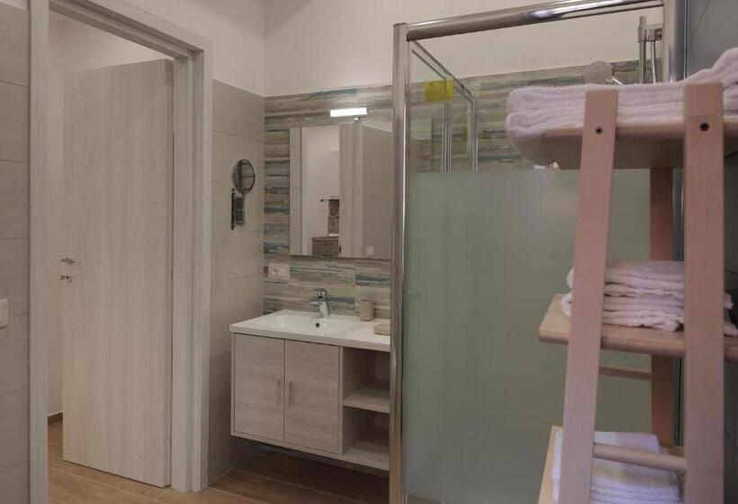 تختخواب و صبحانه Casa Memi