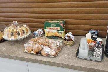 تختخواب و صبحانه Casa Memi