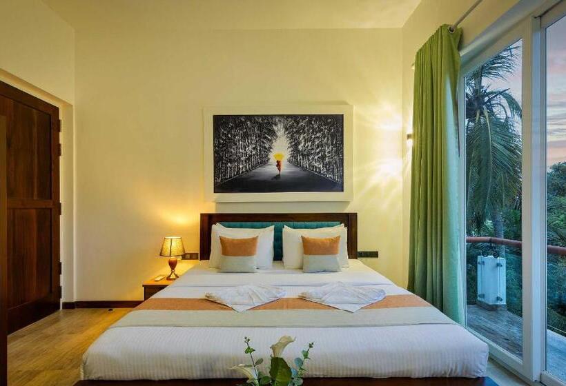 تختخواب و صبحانه The Palace By Ocean