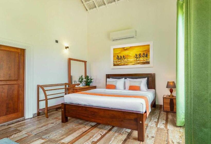 تختخواب و صبحانه The Palace By Ocean